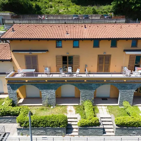 아파트 Lakeview Le Vele By Interhome